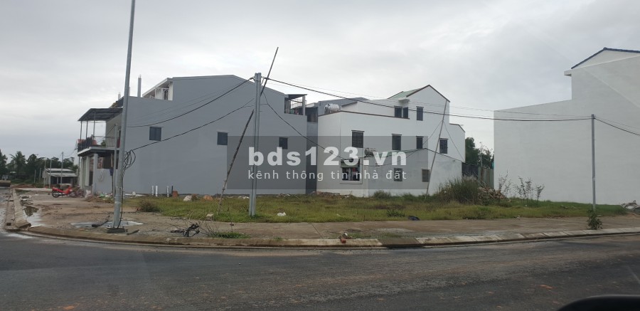 Bán đất đường lớn 45m chưa qua đầu tư giá bán 7.9 tỷ, thương lượng, lh 0981373881