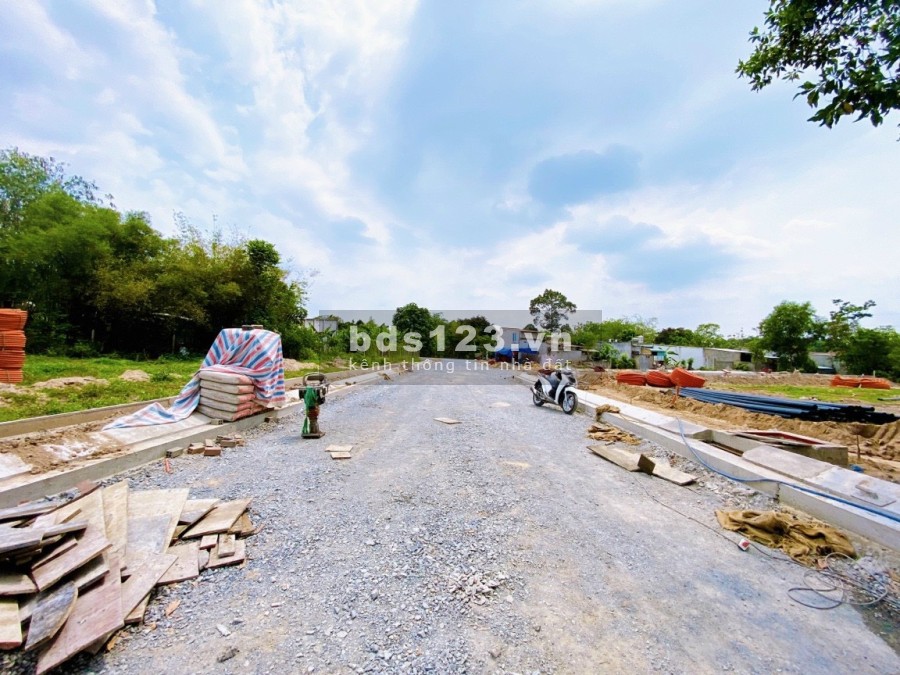 Đất nền giá Củ Chi giá hấp dẫn 1,3 tỷ đến 1,5 tỷ khu dân cư hiện hữu, dân trí cao