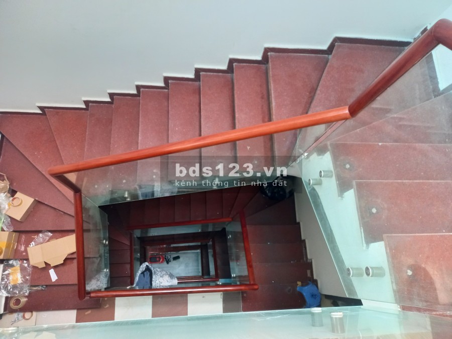 Đẹp mà rẻ bán nhà phố Tam Trinh giá chỉ 1.75 tỷ liên hệ 09988071498, đúc kiên cố 4 tầng