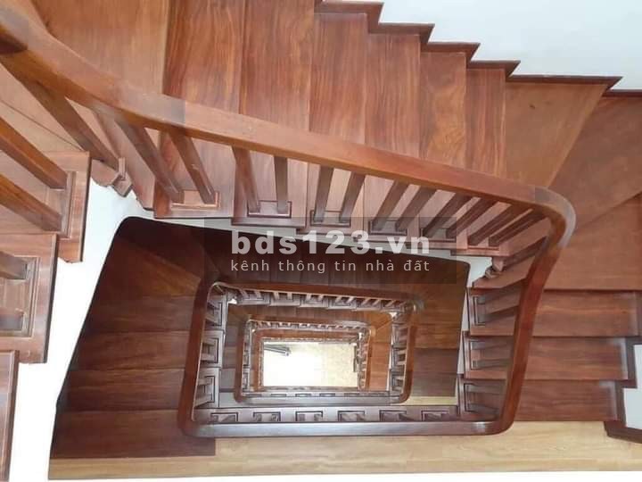Bán nhà Phú Đô mới lung linh siêu rộng siêu rẻ diện tích 35m2 đúc 5 tầng nhỉnh 3 tỷ