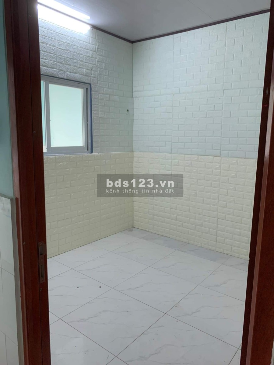 Cho thuê nhà 80m2 mặt tiền đường số Tân Quy giá 12 triệu/tháng, phù hợp ở gia đình
