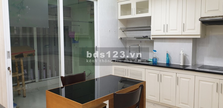 Cho thuê căn hộ Homyland 1 ở tầng 1, diện tích sử dụng 99m2, đầy đủ nội thất vào ở ngay