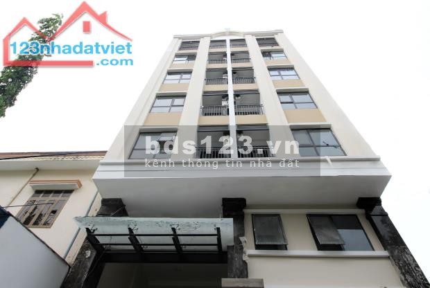 Tây Hồ nhà mới đẹp vào ở ngay, nhỏ tiền ngõ rộng thoáng, nhà ba mặt thoáng vĩnh viễn hiếm có