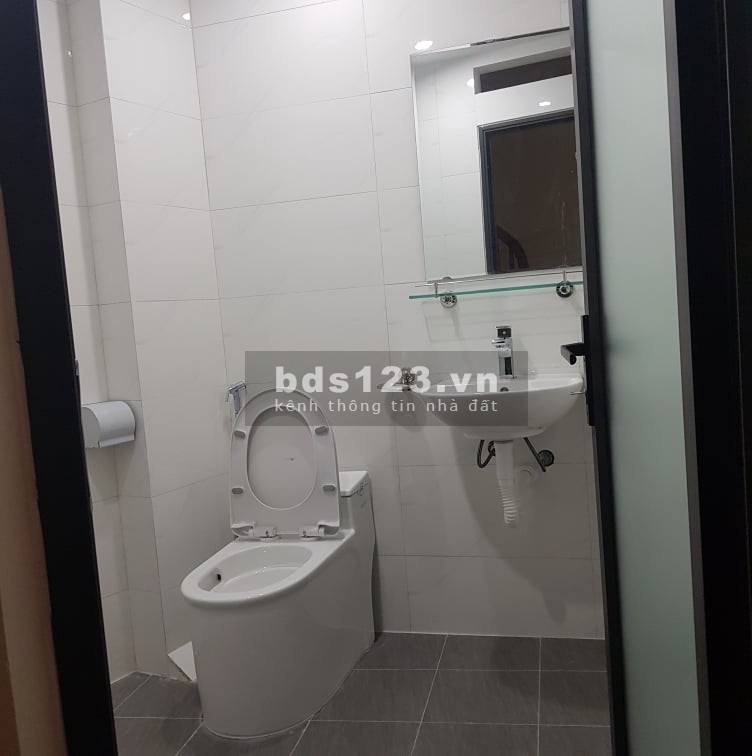 Bán gấp nhà tại Nguyên Xá Minh Khai Bắc Từ Liêm nhà mới diện tích 37m2, giá 2.85 tỷ