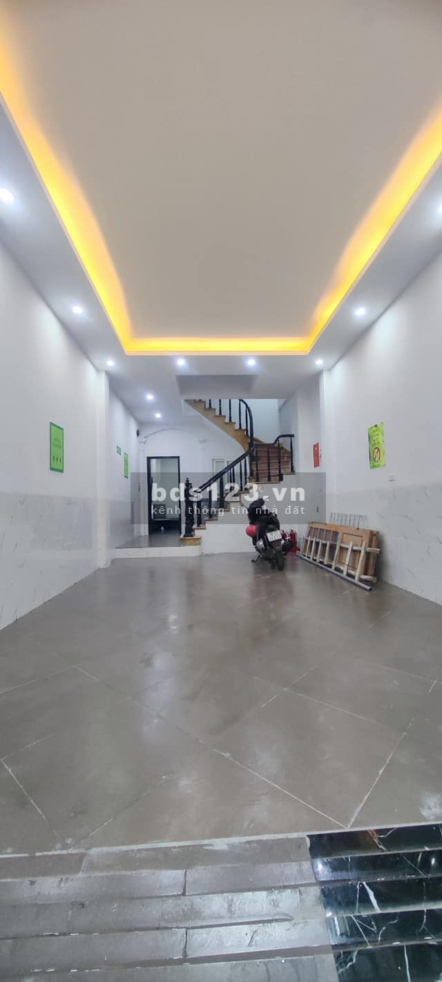 Bán chung cư mini Triều Khúc 7 tầng cực đẹp có 11 phòng, ô tô vào nhà, thu nhập ổn định