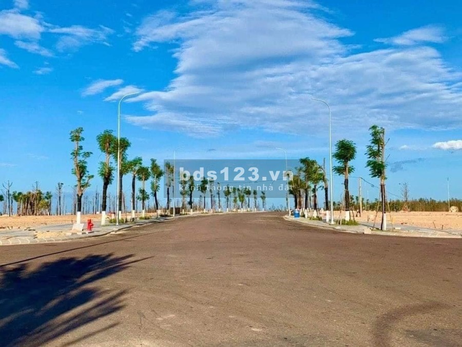Đất thổ cư ven biển có sổ riêng từng nền, sở hữu lâu dài, hạ tầng hoàn chỉnh hiện đại
