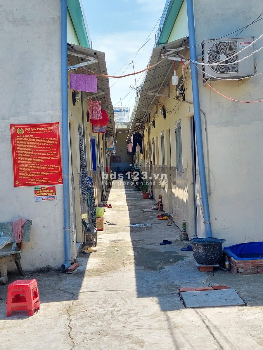 Cho thuê phòng mặt tiền đường Giáp Hải ngay cổng khu công nghiệp Tây Bắc Củ Chi, cạnh bến xe