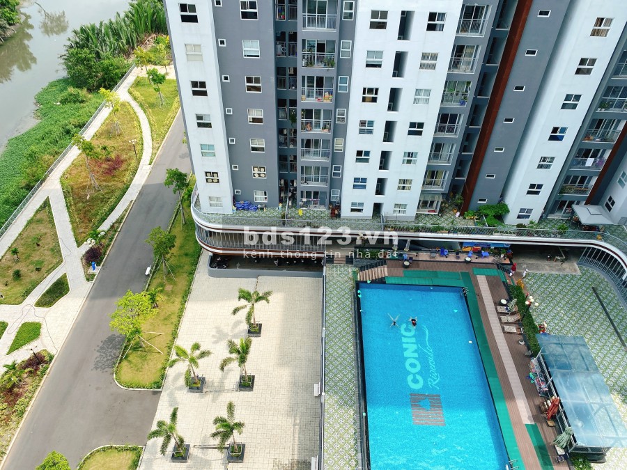 Cần cho thuê 1 Phòng chung căn hộ cho nữ ở trong căn hộ 2PN Conic Riverside Đường số 1, p7, Q8
