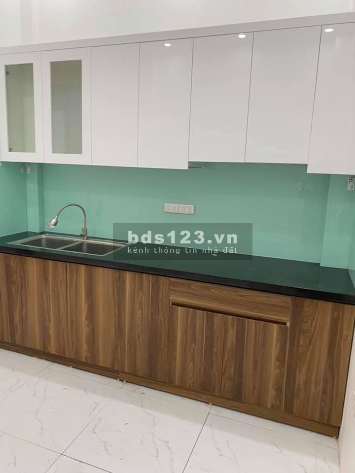 Nhà mới Kim Giang Đại Kim Hoàng Mai 43 m2 4 tầng 3.5 m mặt tiền 3.85 tỷ