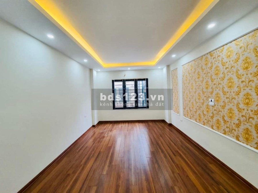 Bán nhà phố Nguyễn Đức Cảnh lô góc giá chỉ 2.75 tỷ thương lượng, liên hệ 09988071498