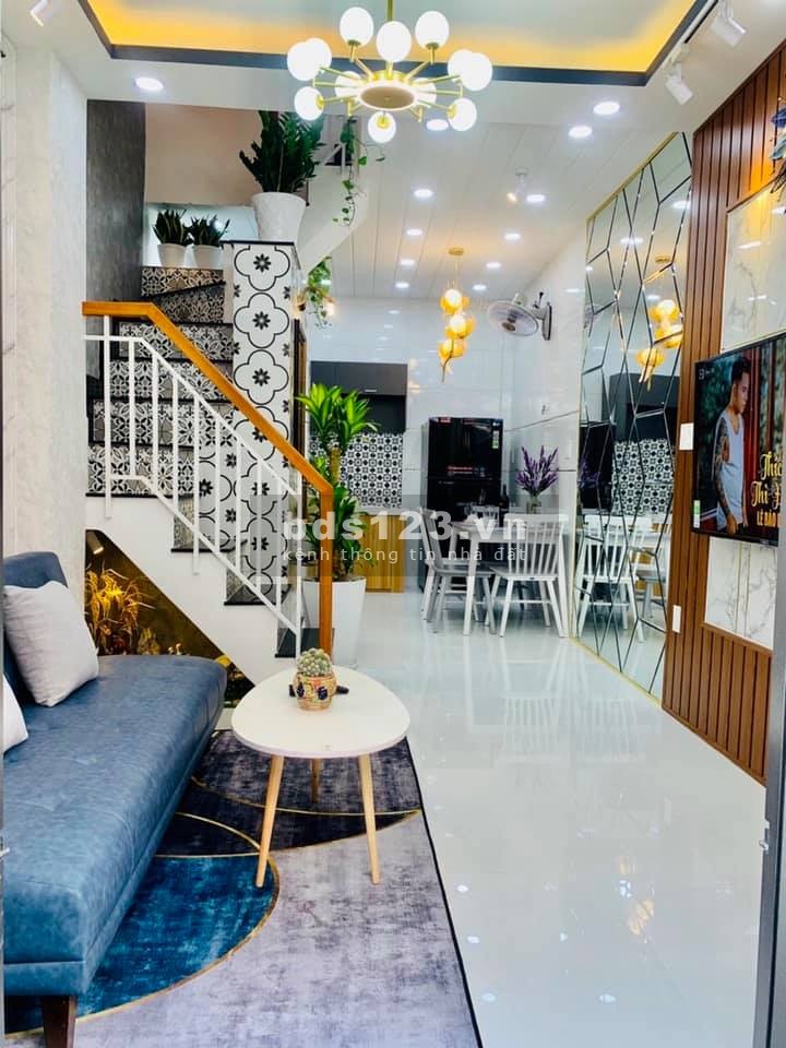 Bán CHDV 4 tầng, 15m ra MT Vườn Chuối Quận 3 giá chỉ 8,6 tỷ, liên hệ 0901336567