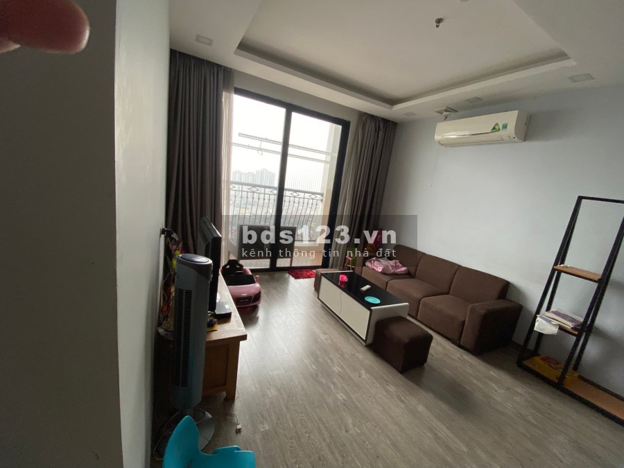 Nhà mới ở luôn hai mặt thoáng mặt ngõ thông kinh doanh 30m, ô tô trung tâm Đống Đa, giá hơn 3 tỷ