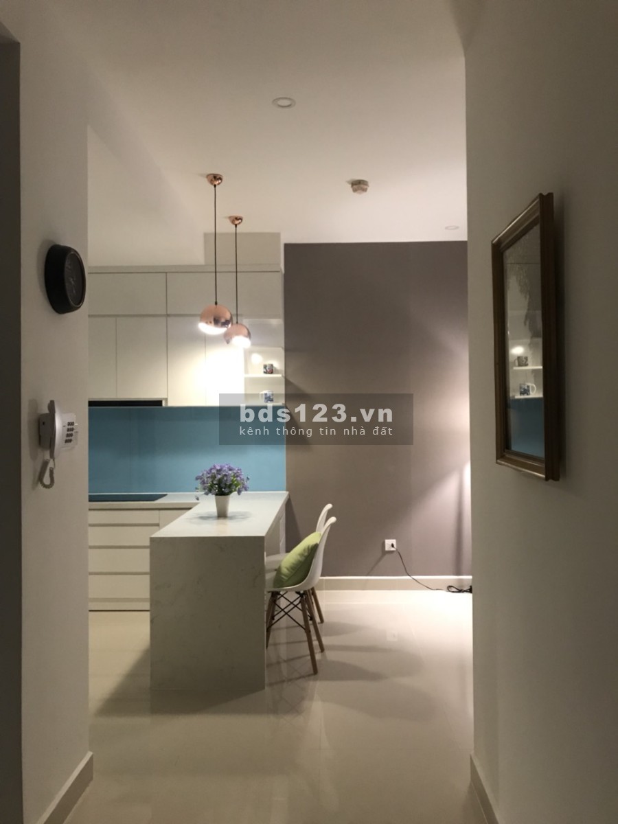 Cần cho thuê căn 2pn dtsd 75m2, full nội thất dự án The Sun Avenue, liên hệ 0909986202