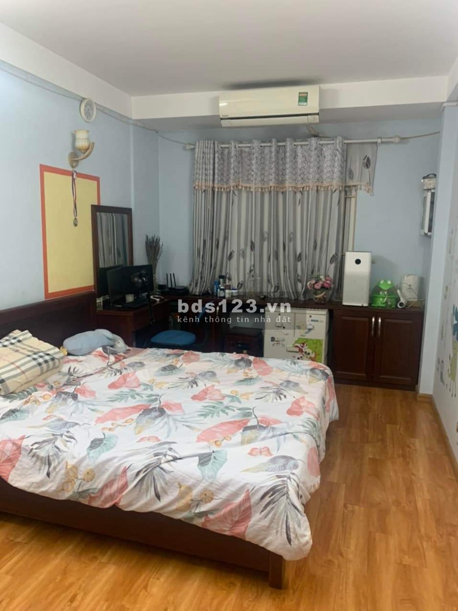 Bán nhà Lê Đức Thọ, căn góc, 3 bước ra sân Mỹ Đình, diện tích 50m2, giá bán chỉ 3.4 tỷ