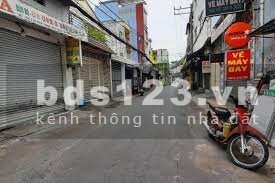 Nhà hẻm rộng hơn 8m đậu xe ô tô, 4 lầu, Tô Hiến Thành, Quận 10, giá bán nhỉnh 5 tỷ
