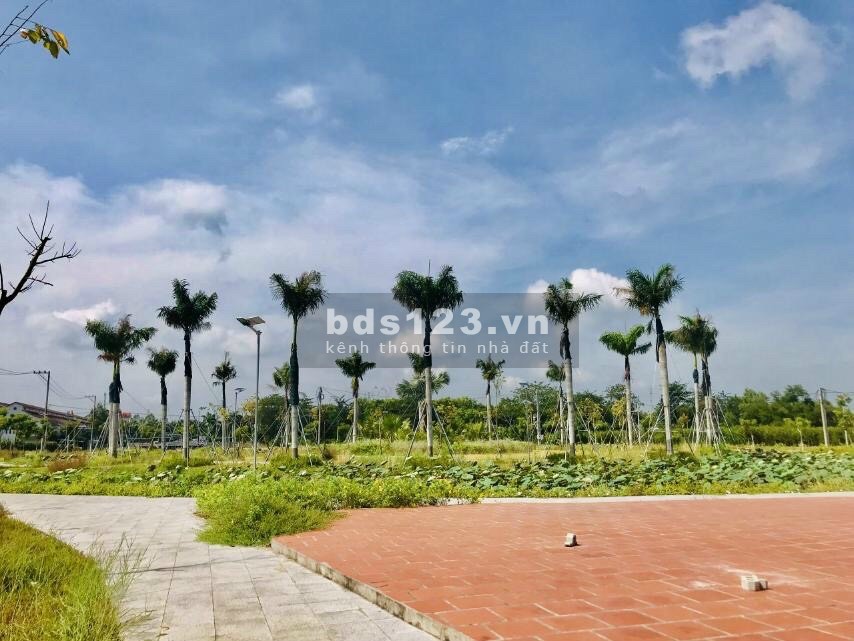 Dãy nền view công viên trung tâm, hướng Đông Nam pháp lý chính chủ, thanh toán linh hoạt