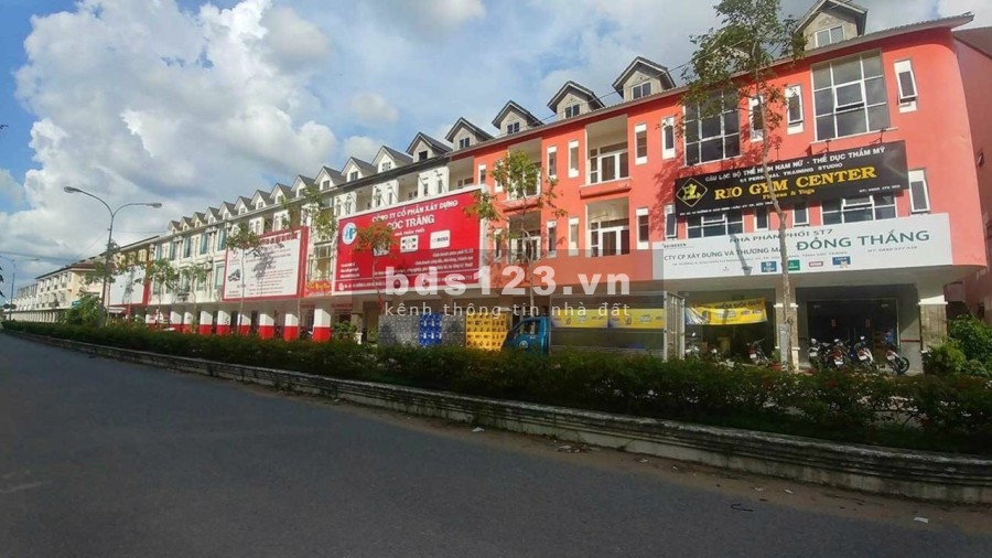 Dãy nền view công viên trung tâm, hướng Đông Nam pháp lý chính chủ, thanh toán linh hoạt
