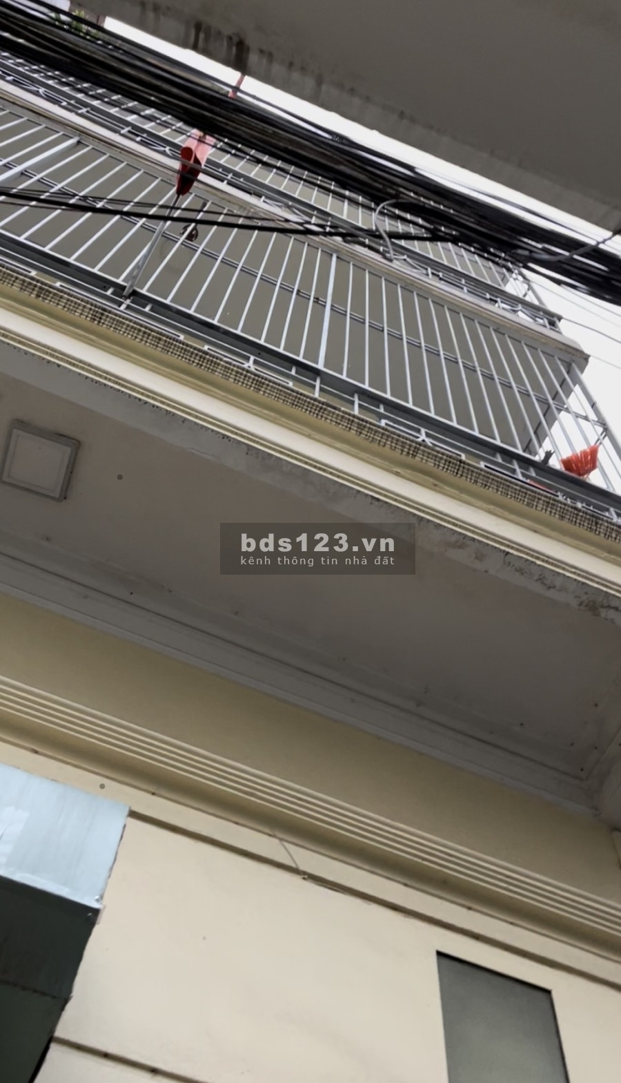 Cần tiền bán gấp nhà đẹp phố Quan Nhân, mt 5,4m, dt 50m2, 5 tầng, giá 5.7 tỷ, lh 0974965035