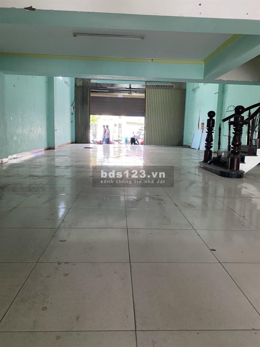 Cho thuê nhà nguyên căn thành phố Thủ Đức giá chỉ 24 triệu/tháng, liên hệ 0855052385