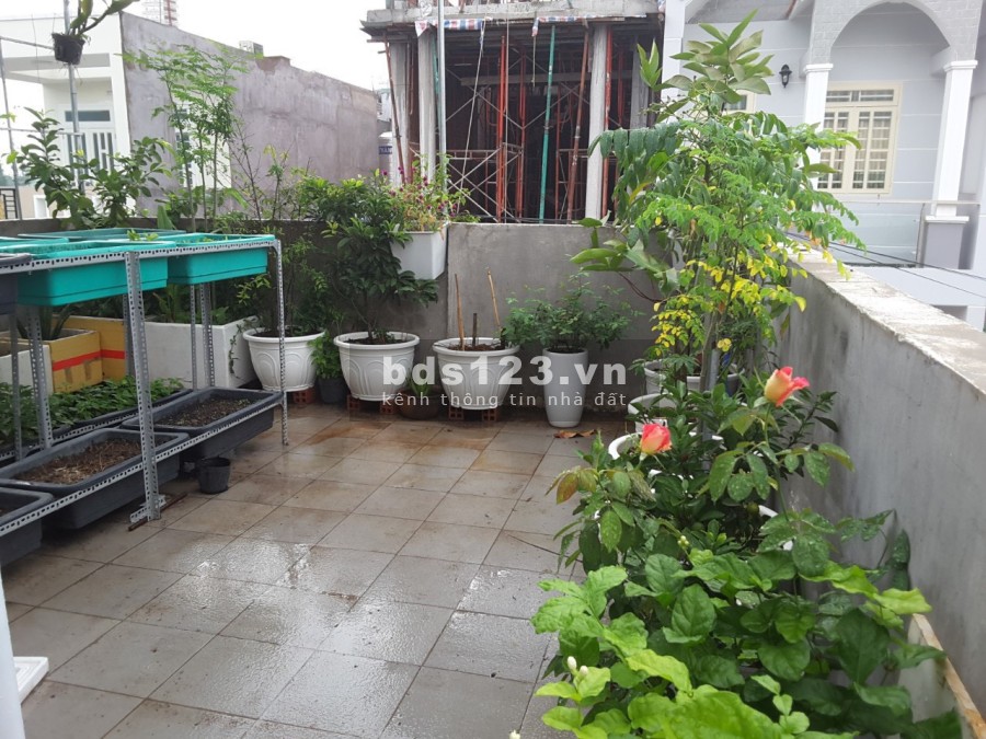 Cho thuê Nhà phố nguyên căn Nguyễn Duy Trinh Quận 9 giá cho thuê 10 triệu/tháng
