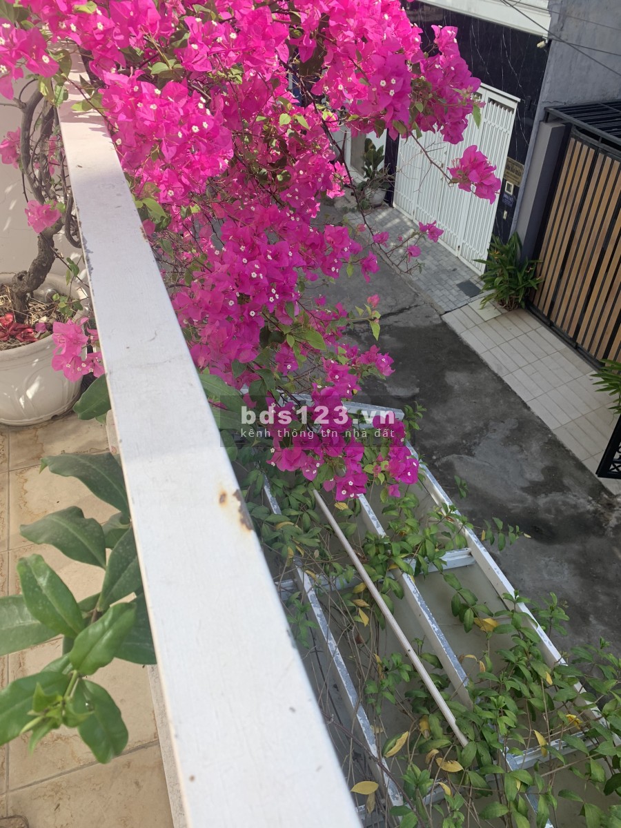 Cho thuê Nhà phố nguyên căn Nguyễn Duy Trinh Quận 9 giá cho thuê 10 triệu/tháng