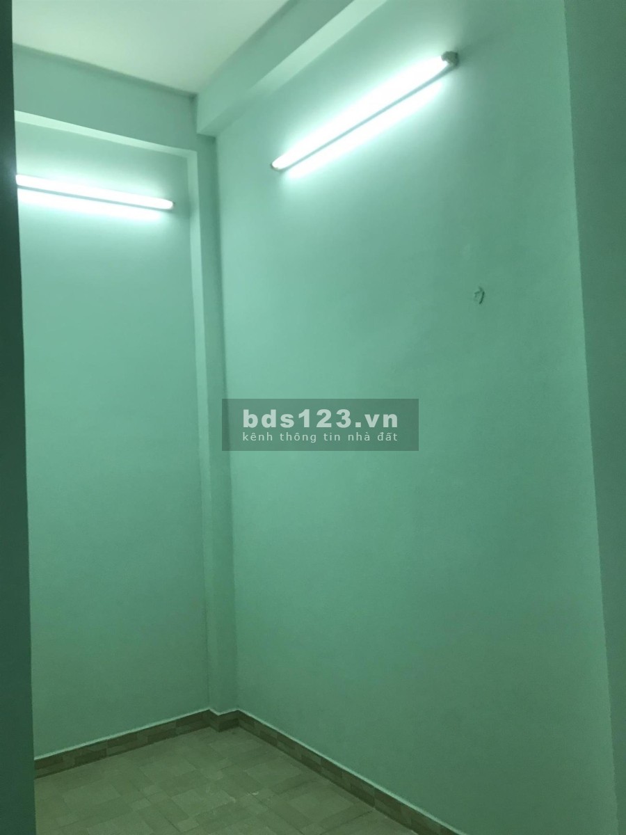 Cho thuê nhà nguyên căn Gò Vấp khu dân cư đường lớn, tiện kinh doanh, 3 tầng kiên cố