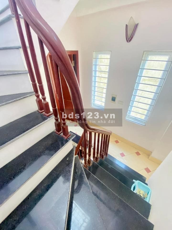 Bán nhà lô góc 3 mặt thoáng ô tô đỗ cửa Văn Quán Quận hà ĐÔng, giá tốt đầu tư sinh lời