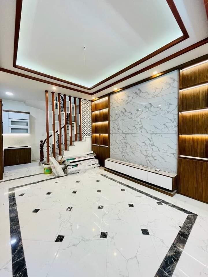 Bán nhà 5 tầng mới Bạch Mai Quận Hai Bà Trưng, giá bán chỉ 4,5 tỷ diện tích 40m2, sổ sẵn