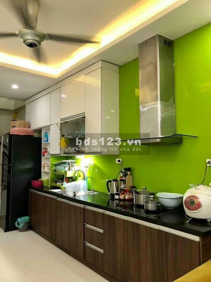 Bán nhà nguyên căn Ngọc Thuỵ dân xây 48m ngõ thông liên hệ 0972263245 sổ đỏ chính chủ