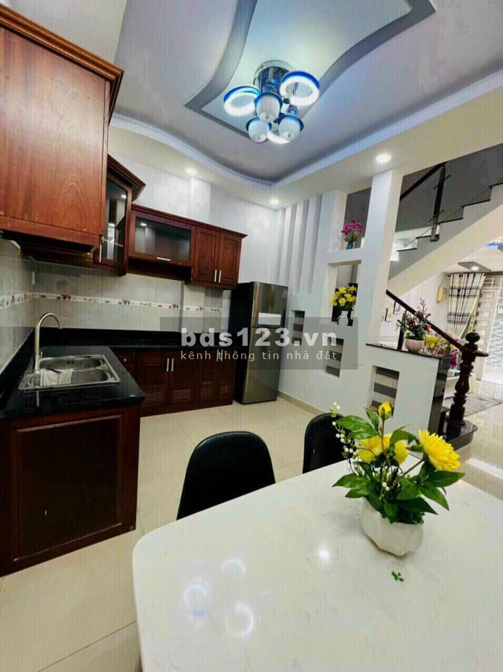 Bán nhà nguyên căn hẻm xe hơi diện tích sử dụng 65m2 khu Ba Vân Tân Bình Chỉ 5Tỷ5