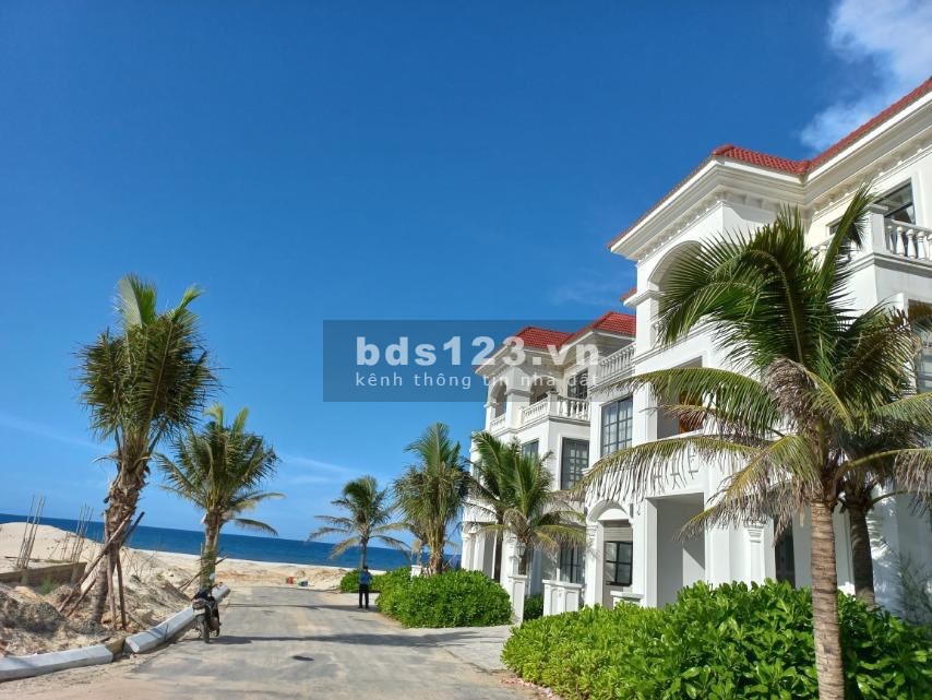 Cần bán biệt thự biển giá 5 tỷ FLC Quảng Bình liên hệ 0914600568, pháp lý chính chủ, giá tốt