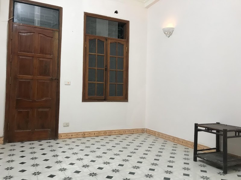 Bán nhà ngõ 381 Nguyễn Khang, Cầu Giấy diện tích sử dụng 48m2, giá bán 5 tỷ tròn.