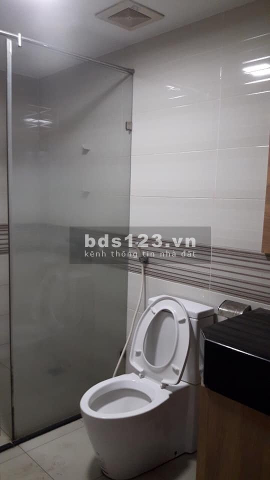Cho thuê nhà tại Hoàng Văn Thái liên hệ 0961440591, diện tích 76m2, 3 tầng đúc an ninh