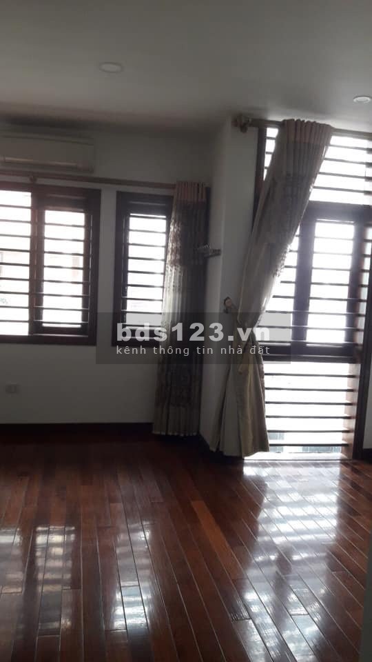 Cho thuê nhà tại Hoàng Văn Thái liên hệ 0961440591, diện tích 76m2, 3 tầng đúc an ninh