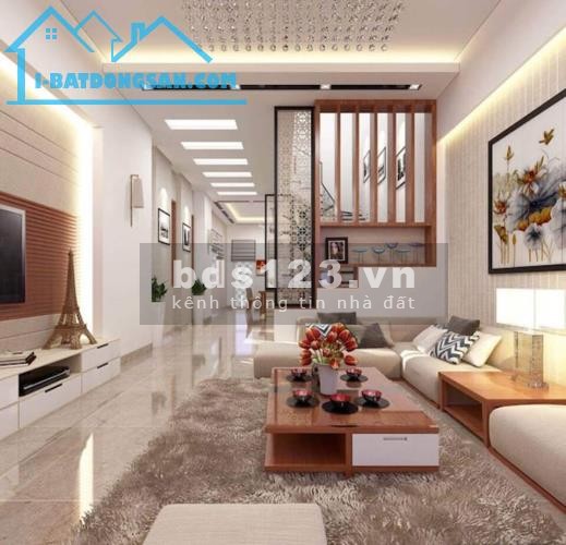Bán nhà nguyên căn Đào Duy Anh, Quận Phú Nhuận, 4mx11m, nhỉnh 5 tỷ. Hẻm xe hơi