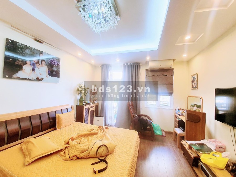 Bán Nhà đẹp Cao Lỗ, Đông Anh, 51m-giá nhỉnh 4.3 tỷ gõ thông, vài bước chân tới chợ