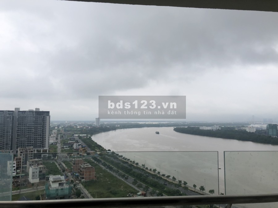 View sông cực chill - ĐKC cho thuê căn 2pn nội thất siêu đẹp. LH em Tâm: 0902.0506.43