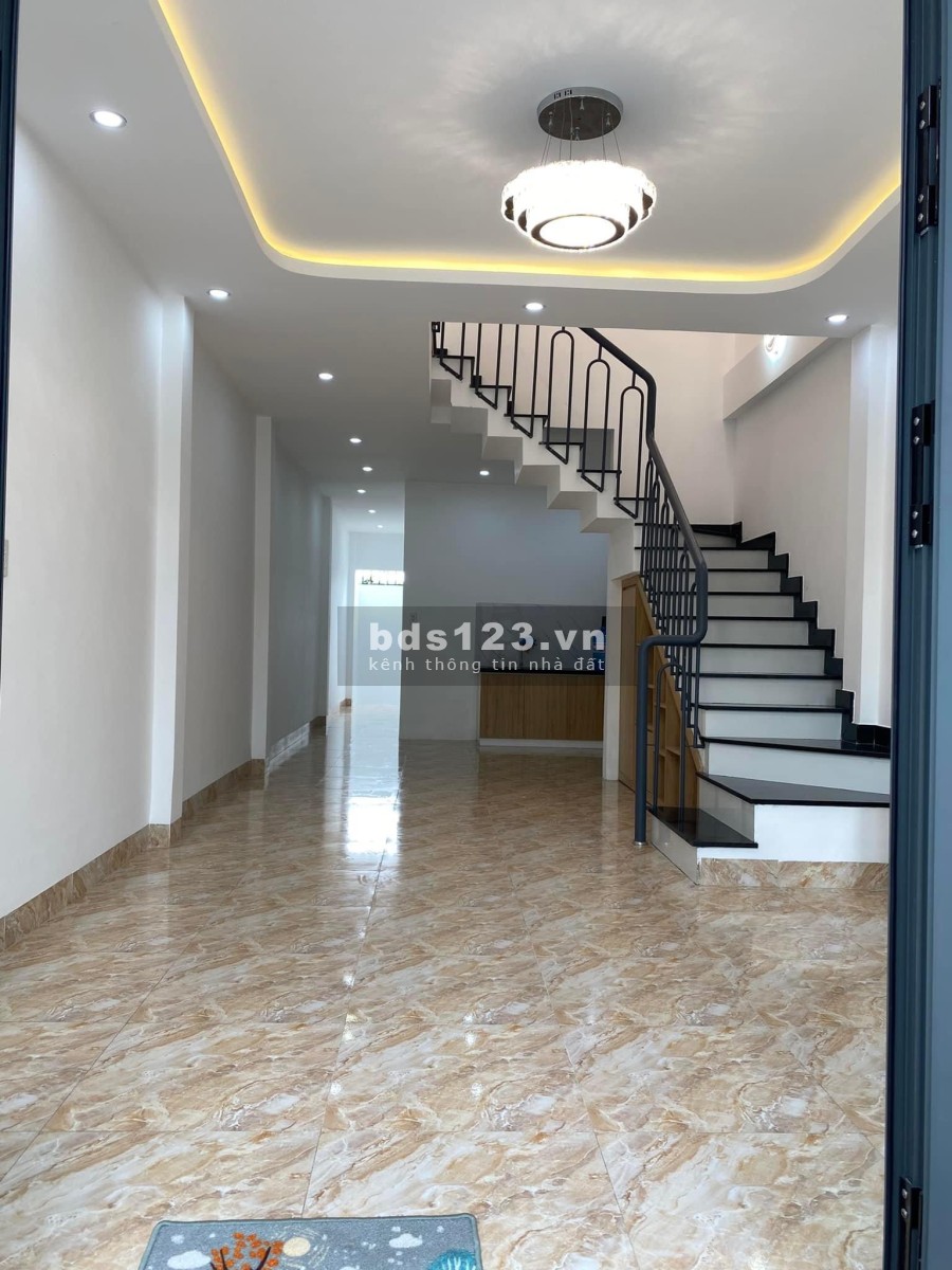 Nhà 5 tầng Q1 đẹp lung linh , giá 8 tỷ thương lượng, đúc kiên cố 4 tầng thông thoáng