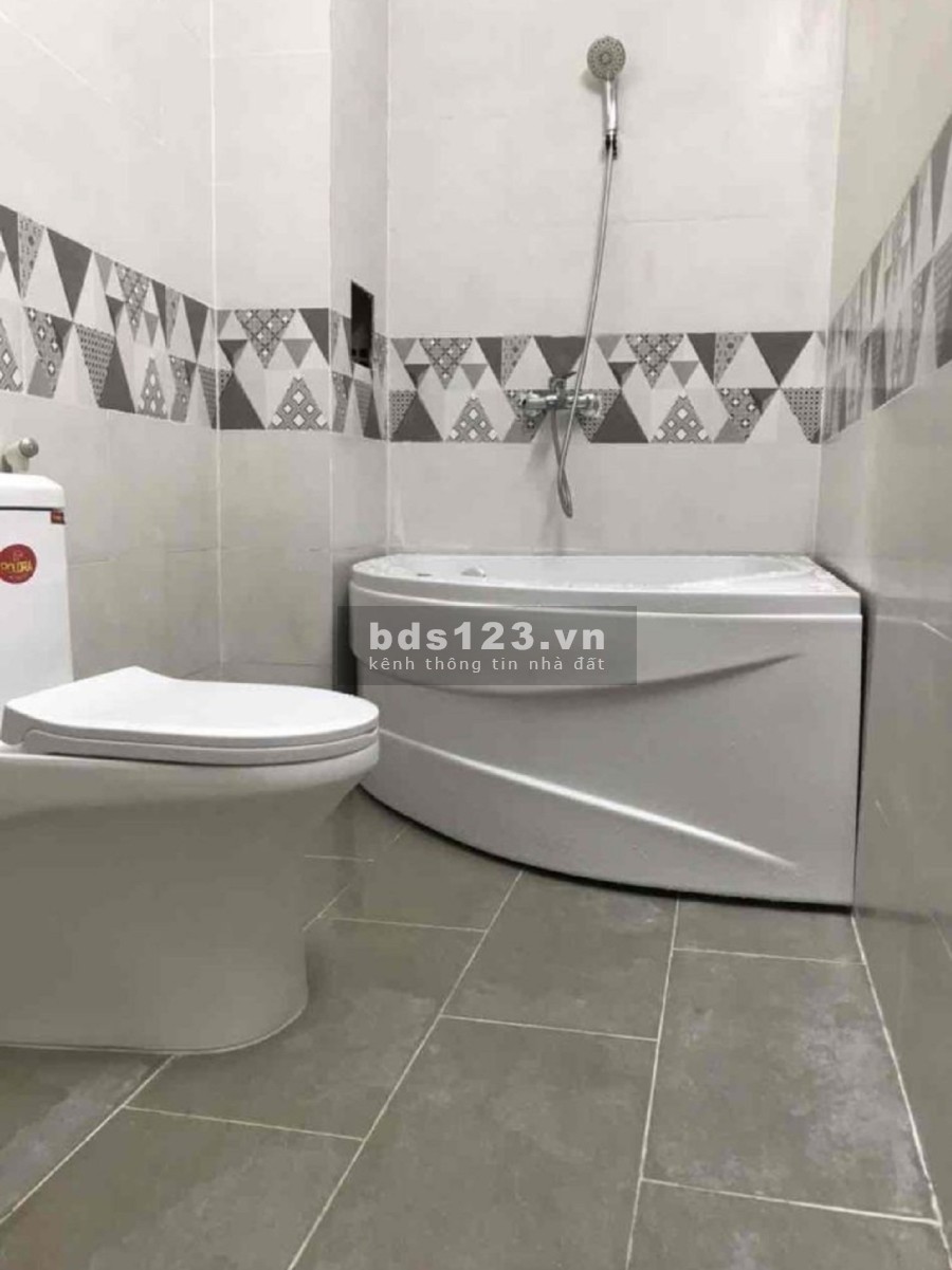 Cho thuê nhà đúc 1 trệt 1 lầu địa chỉ 502 Huỳnh Tấn Phát, giá cho thuê 13 triệu/tháng