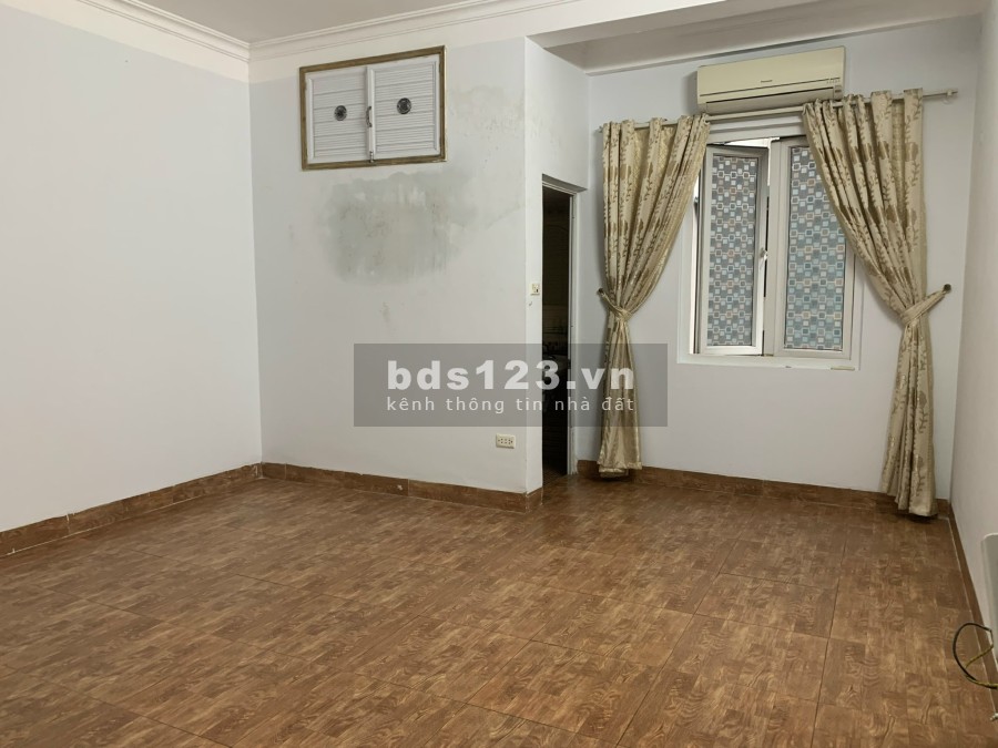 Cho thuê nhà Phú Thượng An Dương Vương Tây Hồ giá tốt view thoáng, có chỗ để xe riêng