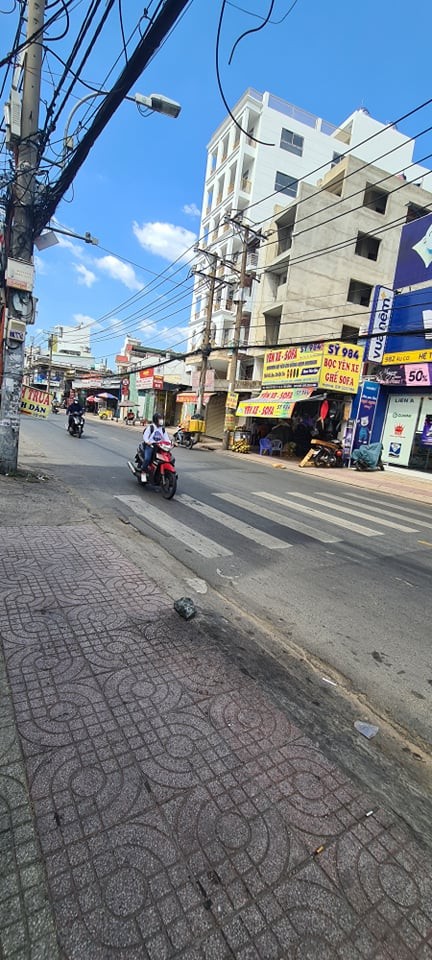 Bán Nhà riêng mặt tiền Đường Trường Chinh, Tân Bình, diện tích sử dụng 7x28m, hơn 35 tỷ