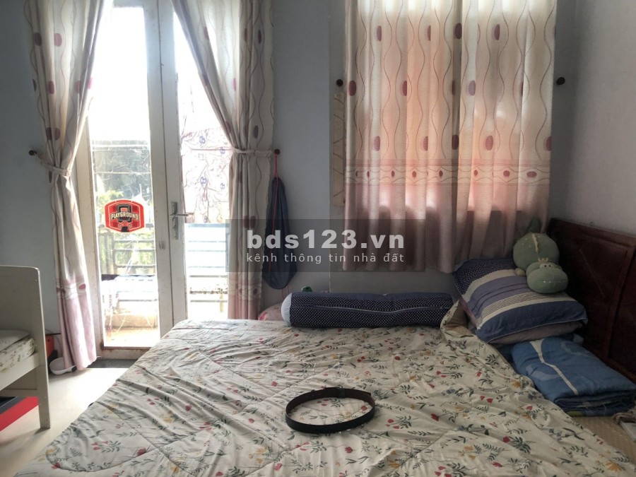 Chính chủ bán nhà CMT8 Quận 3, diện tích sử dụng (4 x 12), 4 tầng, giá bán 6.1 tỷ