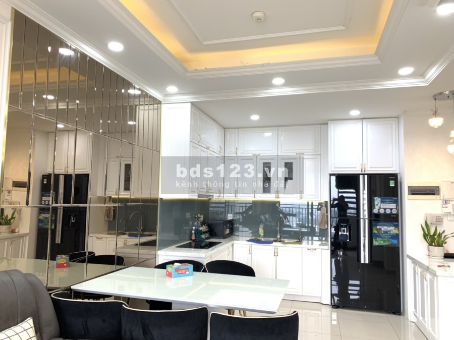 Bán căn hộ 2 pn full nội thất đẹp nhà rộng view song Sài Gòn, giá bán 4.25 tỷ, bao hết