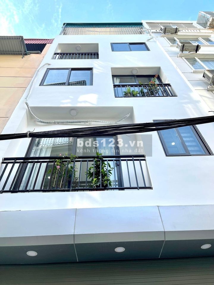 Cổ Nhuế, Cận Phố, Nhà sang, ở sướng, Ô TÔ Đỗ Cửa, kinh doanh tốt giá bán chỉ 6.99 tỷ