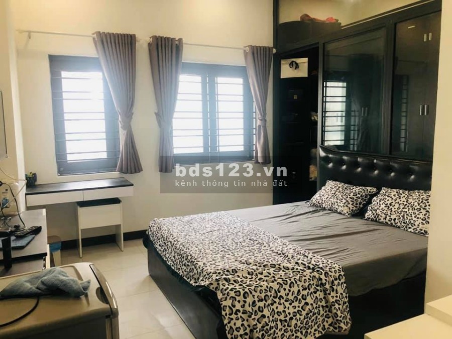 Bán căn hộ dịch vụ 92m2, 15m ra MT Điện Biên Phủ Quận 10 giá chỉ 11 tỷ liên hệ 0901336567