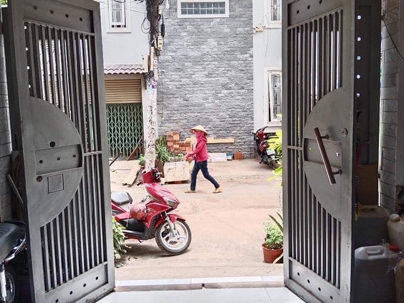 Bán gấp nhà đẹp 4 tầng, dtsd 60m2, hẻm xe hơi, chỉ 7.35 tỉ, Nguyễn Tư Giản, p12 Gò Vấp