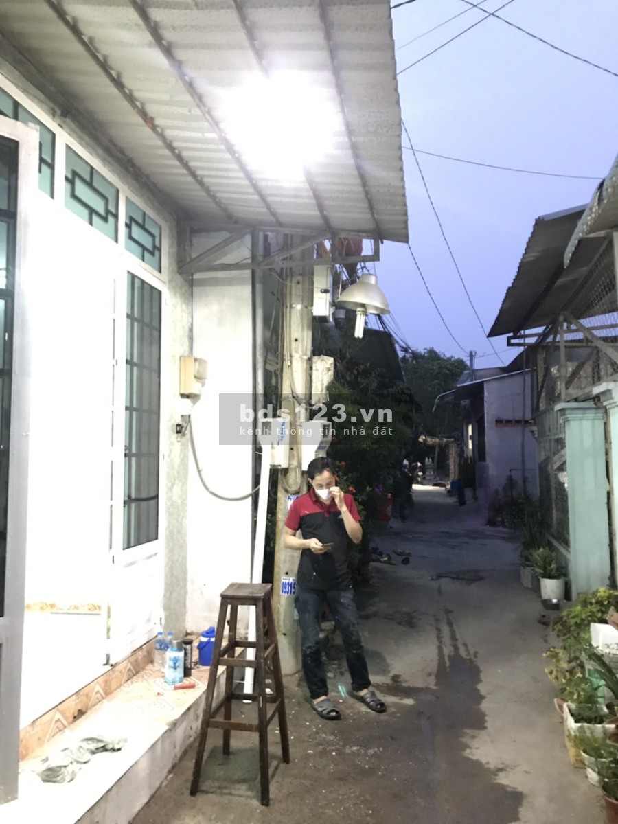 Cho thuê nhà nguyên căn giá rẻ, điện nhà nước giá 2.5 triệu/tháng, liên hệ 0949801755