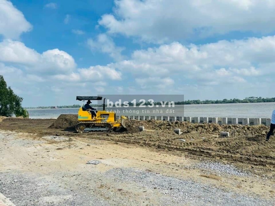 Bán đất nền gần công viên khu Vạn Phát Sông Hậu giá đầu tư sinh lời 790 triệu, lhcc