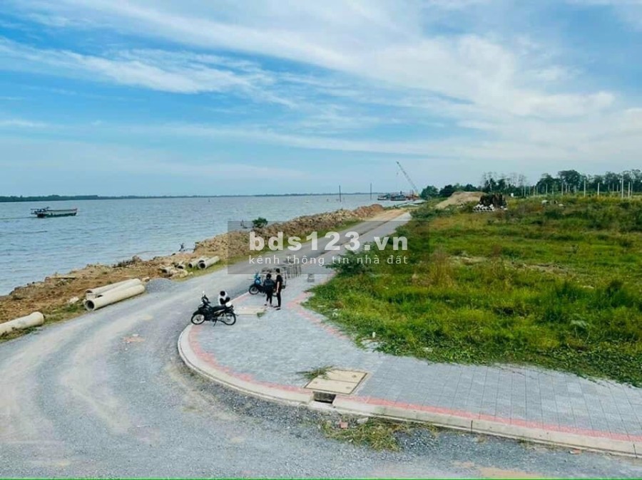Bán đất nền gần công viên khu Vạn Phát Sông Hậu giá đầu tư sinh lời 790 triệu, lhcc