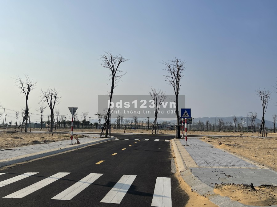 Bán đất mặt tiền biển 30tr/2, Liền kề Merry Land Quy Nhơn